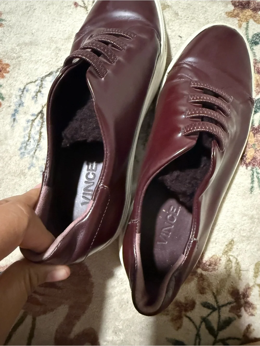 Vince bolton burgundy fashion letter sneakers size 5